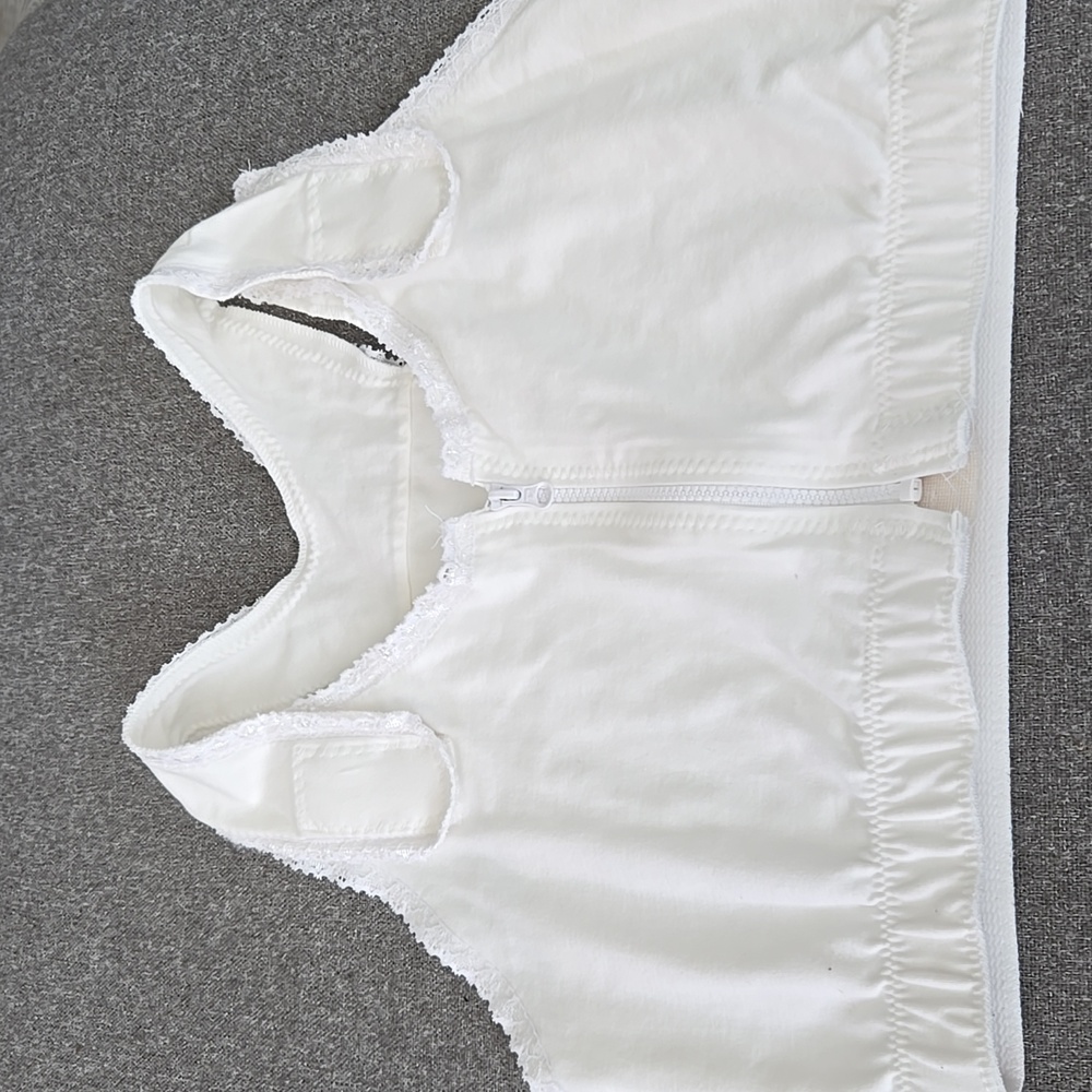 EMS SURGICAL Post-Surgical Bra